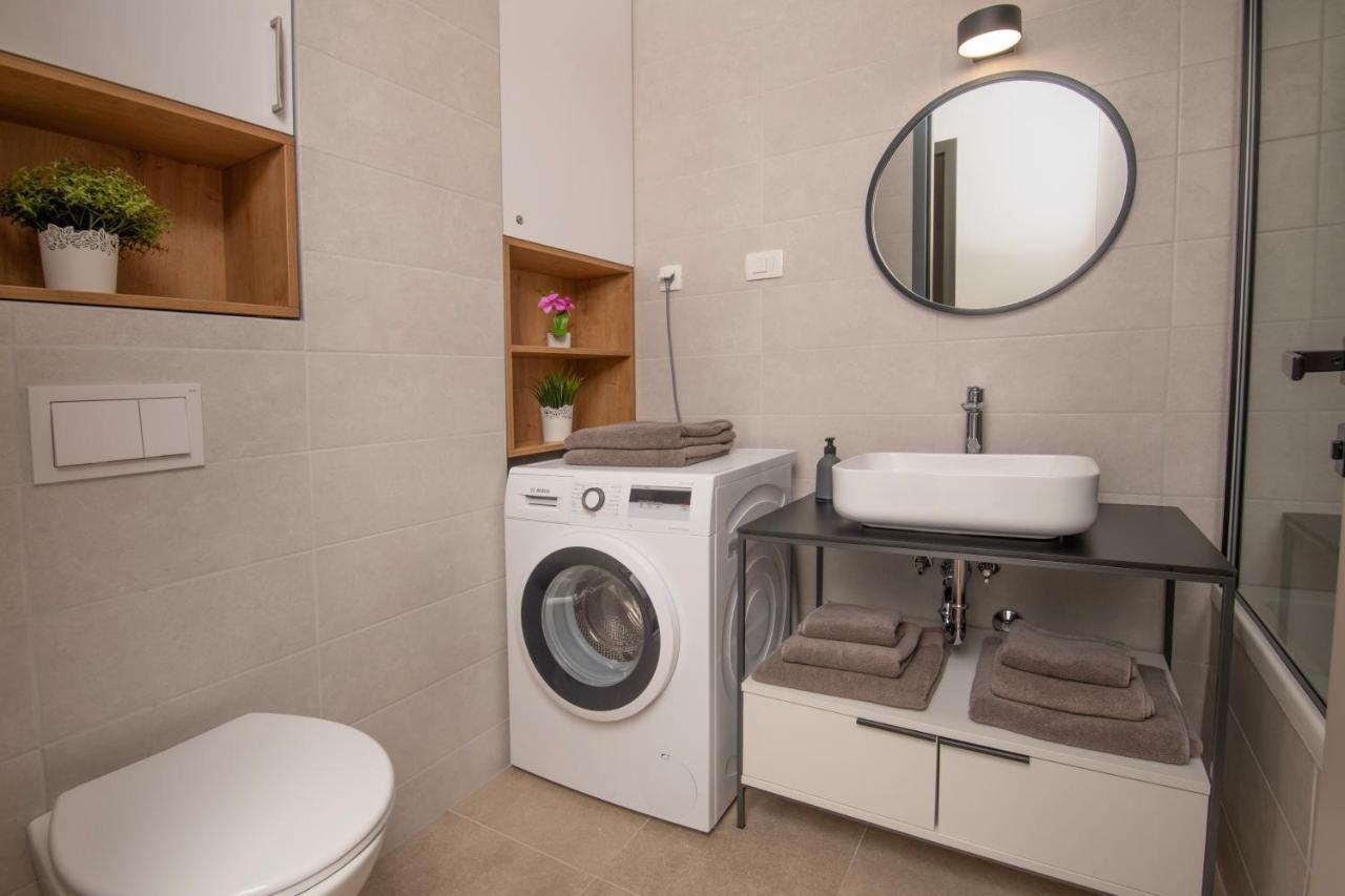 Apartmán Family & Friends - Floor - Free Parking *